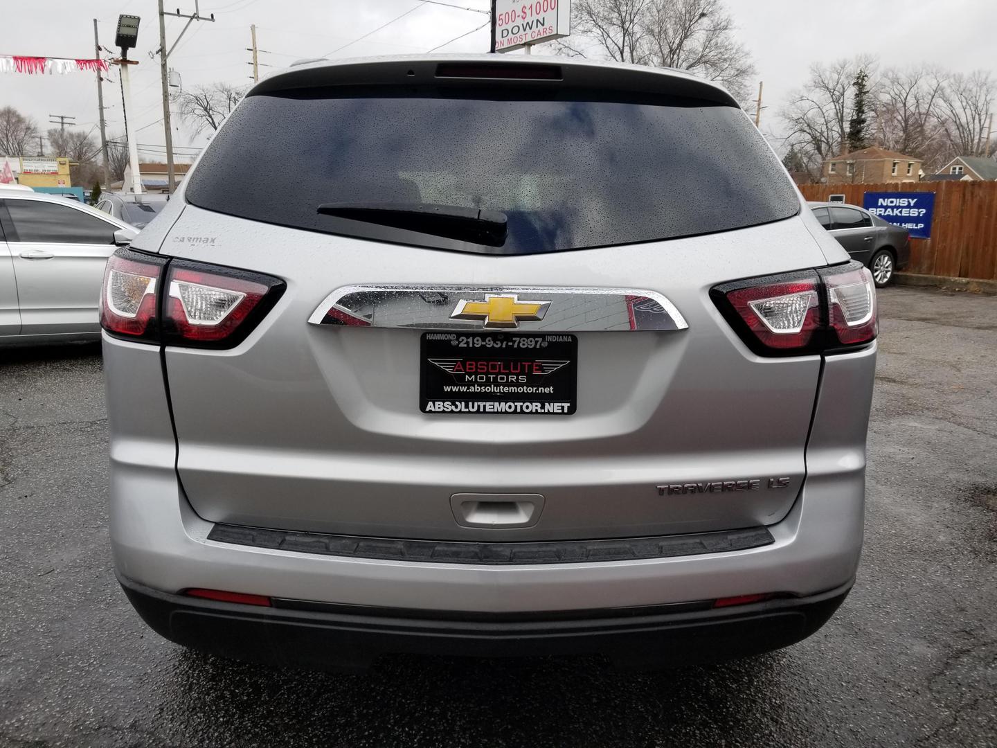 2014 Chevrolet Traverse LS photo 7