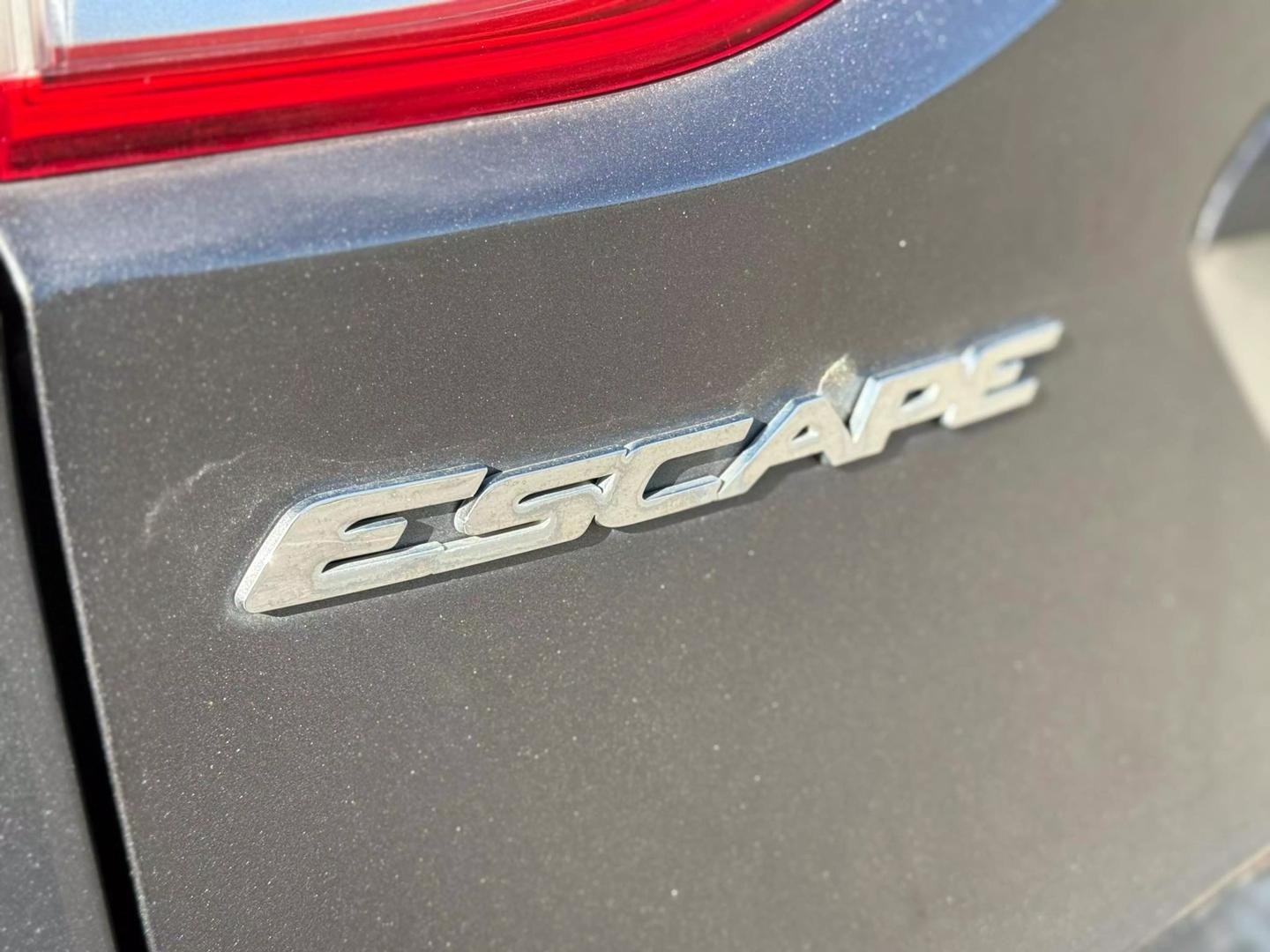 2015 Ford Escape SE photo 19