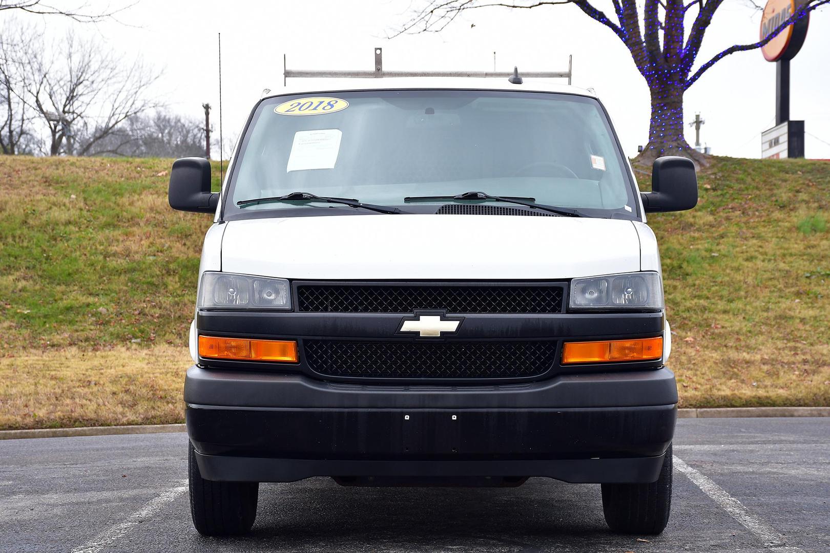 2018 Chevrolet Express Cargo Work Van photo 3