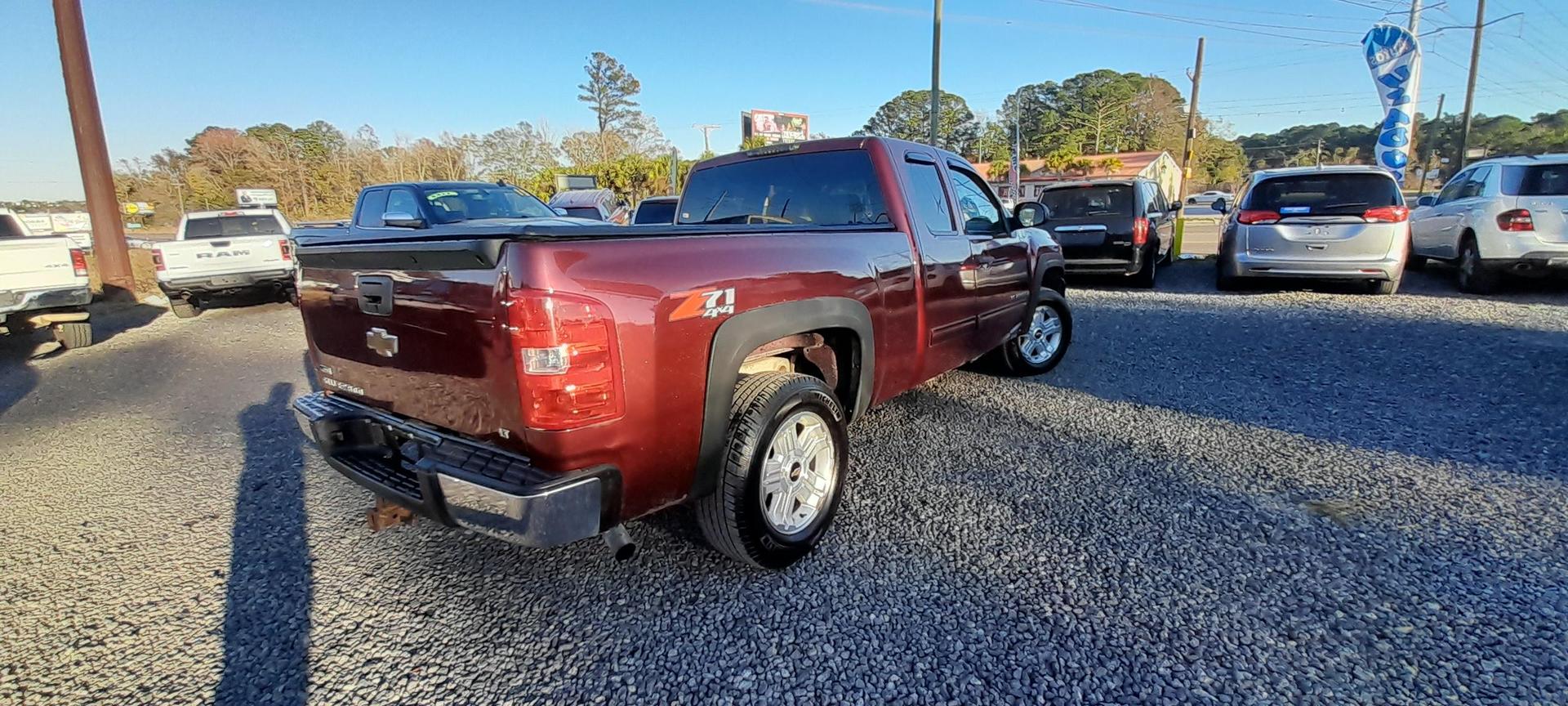 2009 Chevrolet Silverado 1500 1LT photo 5