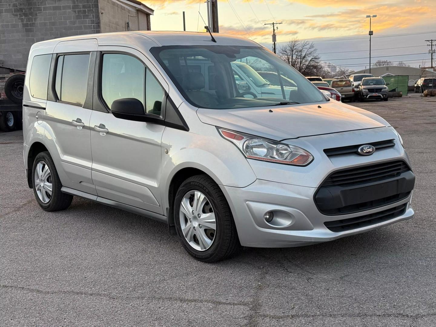 2016 Ford Transit Connect XLT photo 3