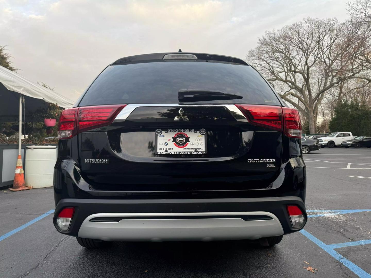 2019 Mitsubishi Outlander SEL photo 10