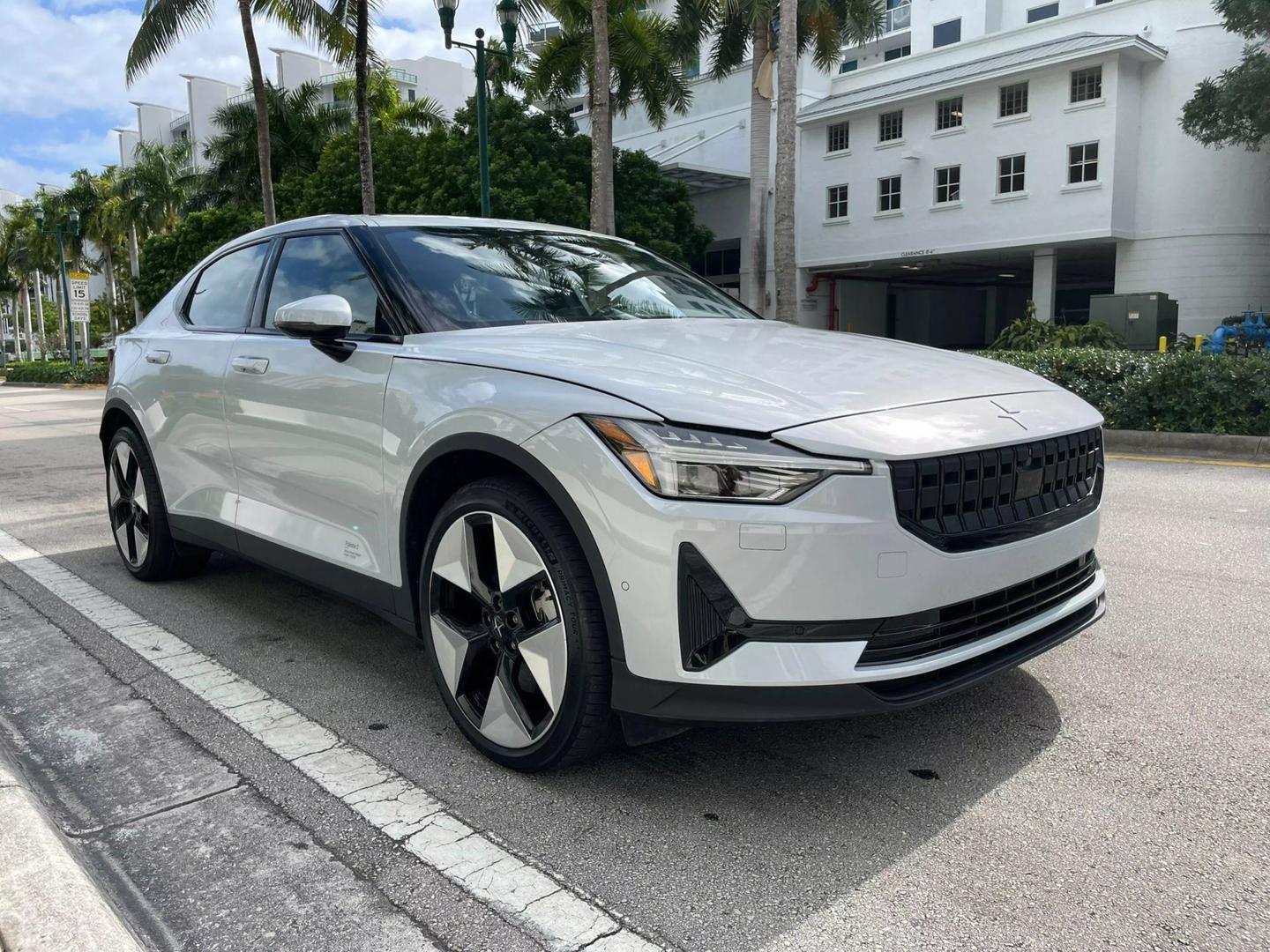 2023 Polestar 2 Plus photo 3