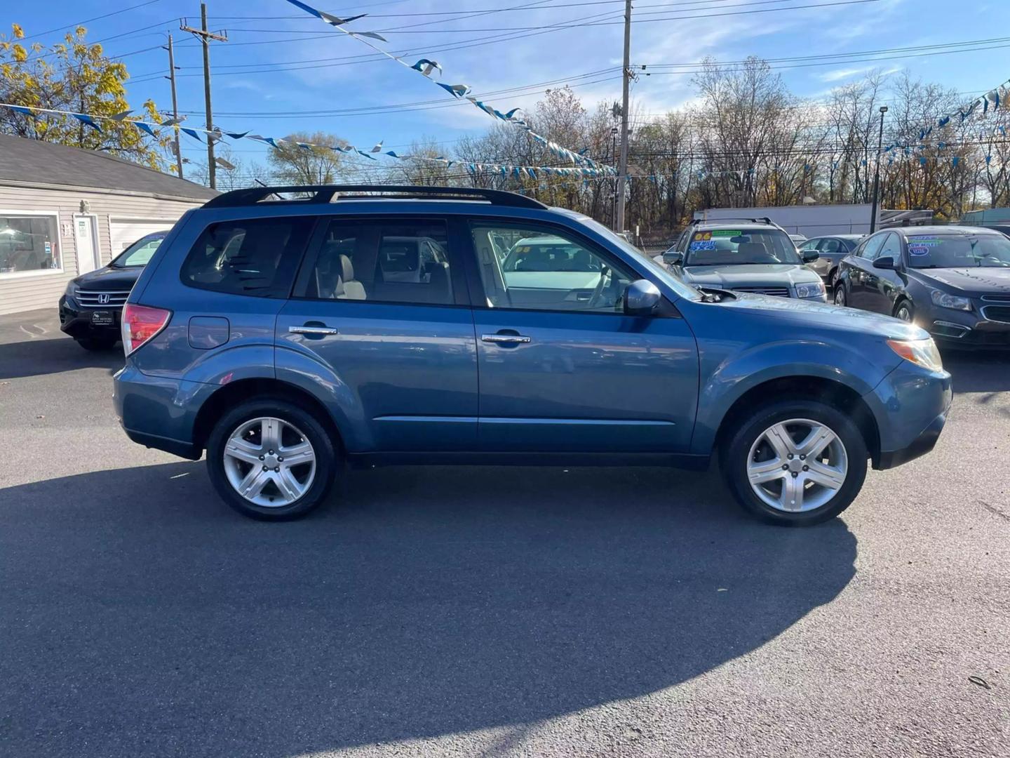 2010 Subaru Forester X Limited photo 20