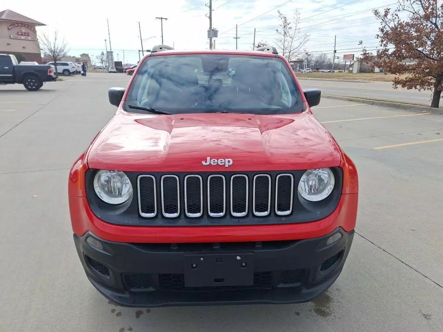 2018 Jeep Renegade Sport photo 2