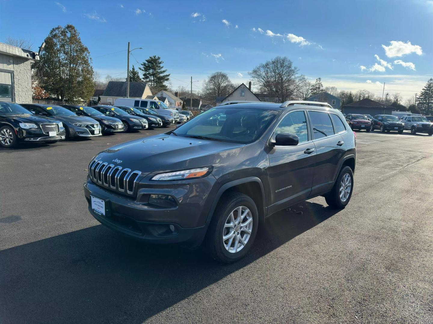 2018 Jeep Cherokee Latitude Plus photo 3