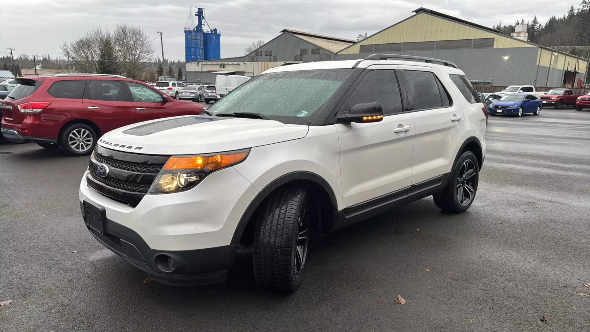 2015 Ford Explorer Sport photo 42