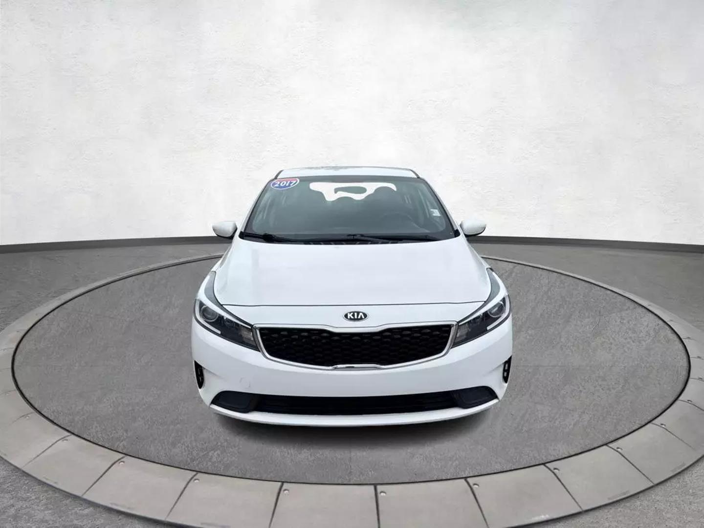 2017 Kia Forte LX photo 7