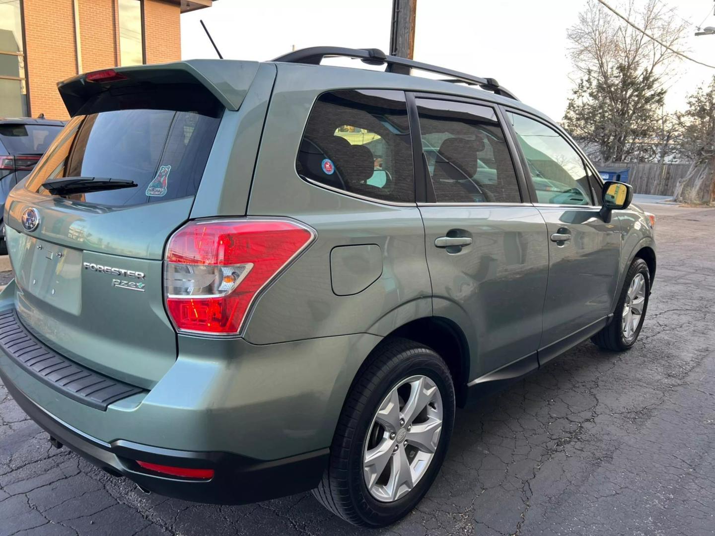 2014 Subaru Forester i Limited photo 5