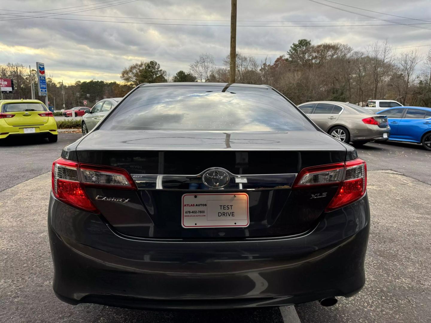 2012 Toyota Camry L photo 6