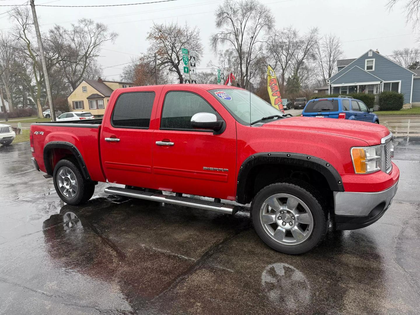 2011 GMC Sierra 1500 SLE photo 3