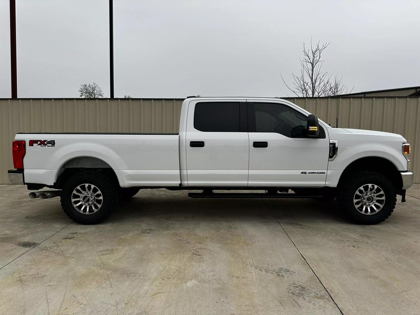 2022 Ford F-250 Super Duty XL photo 4