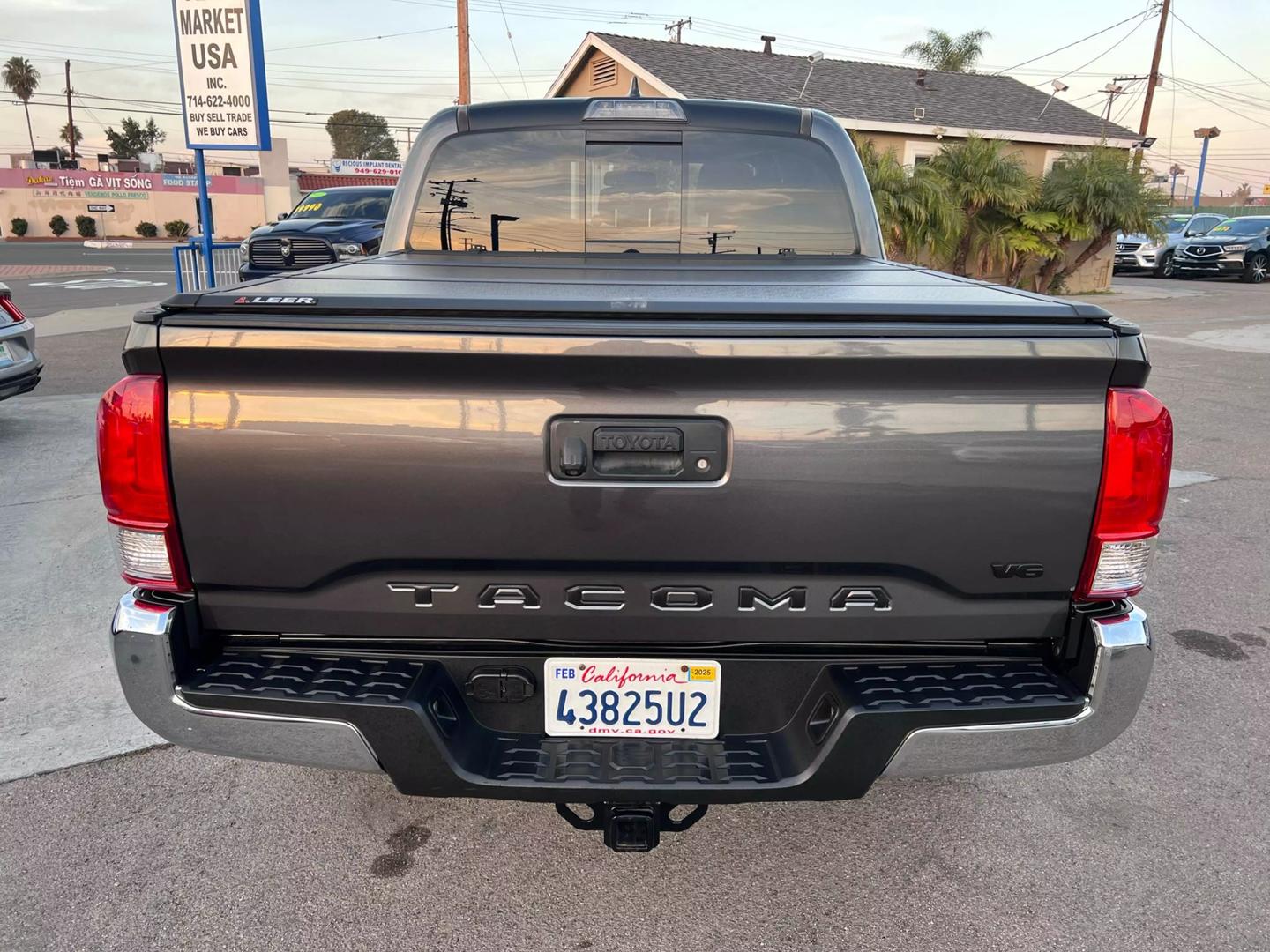 2017 Toyota Tacoma TRD Off Road photo 6