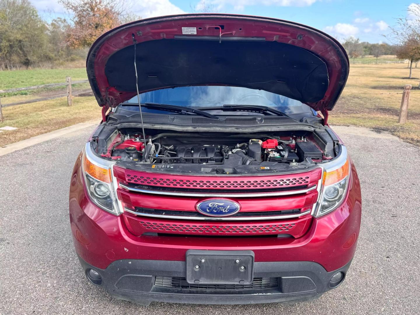 2014 Ford Explorer Limited photo 31