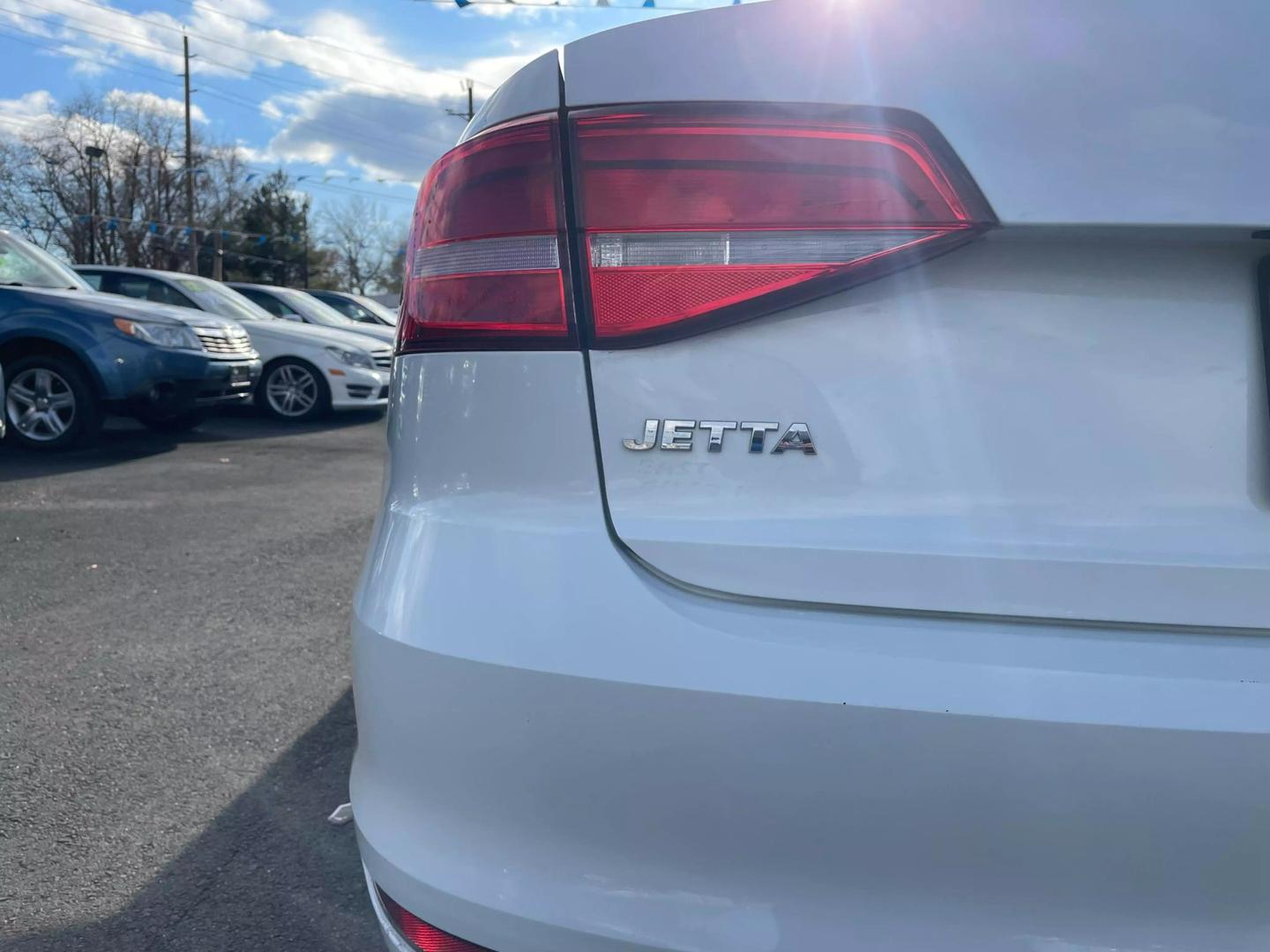 2015 Volkswagen Jetta S photo 10