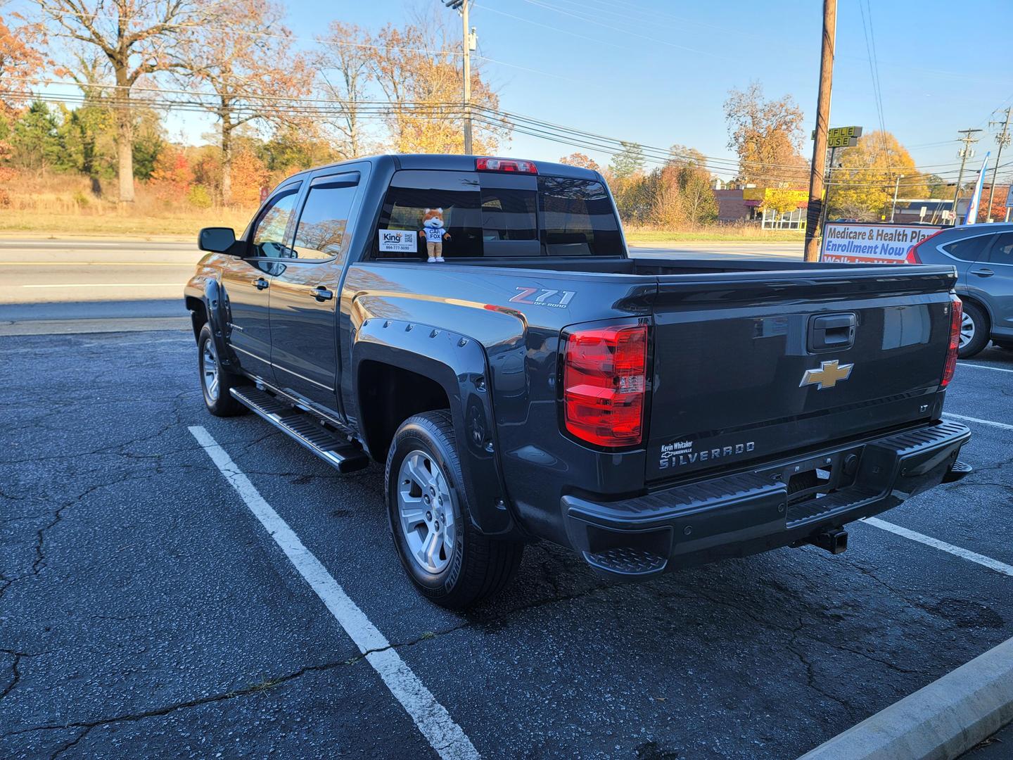 2018 Chevrolet Silverado 1500 LT photo 3