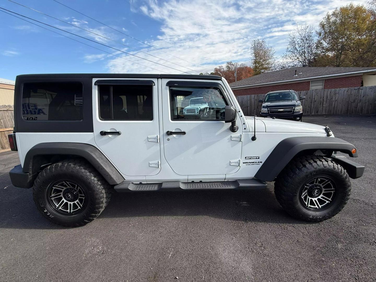 2015 Jeep Wrangler Unlimited Sport photo 4