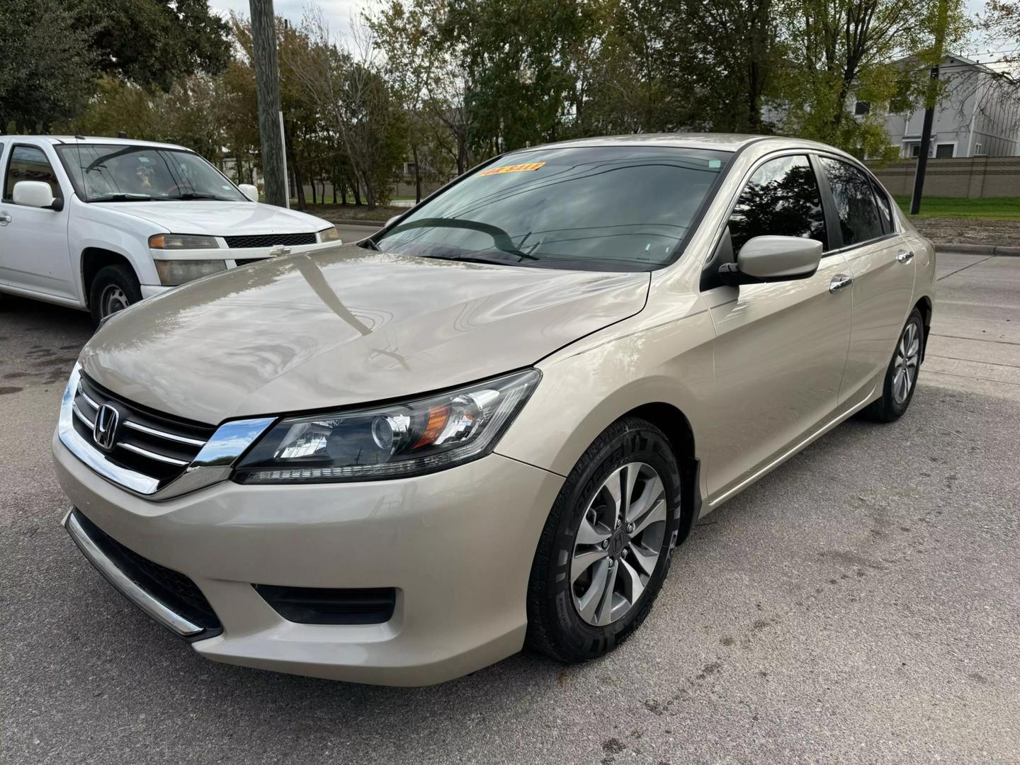 2013 Honda Accord LX photo 2