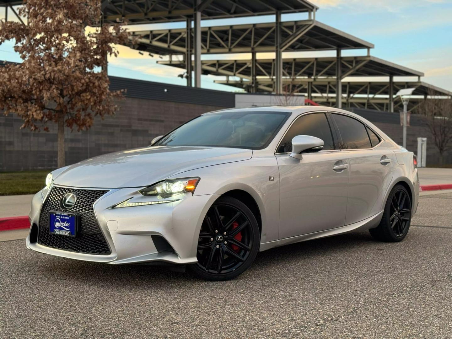 2016 Lexus IS 300 photo 21