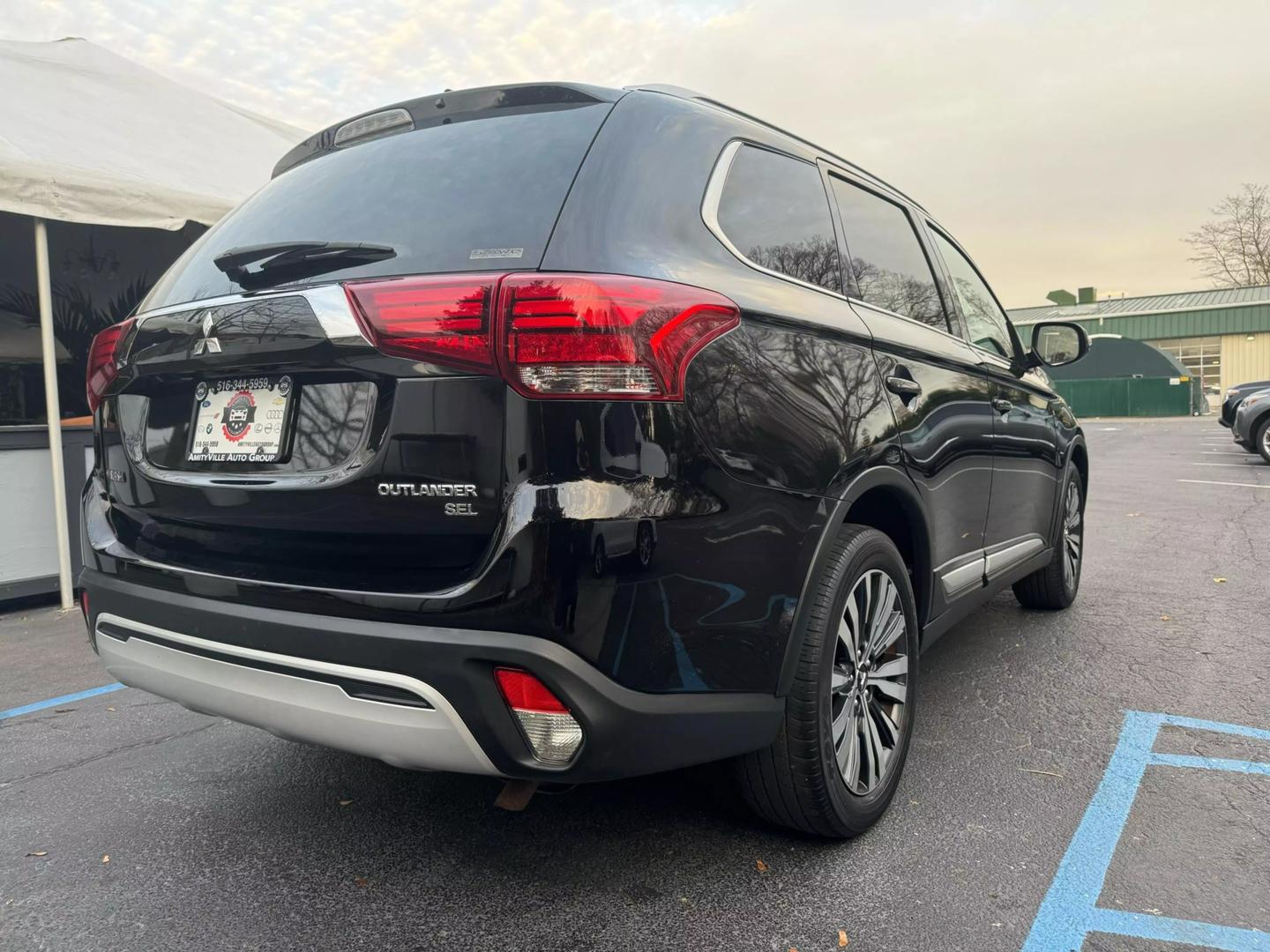 2019 Mitsubishi Outlander SEL photo 12