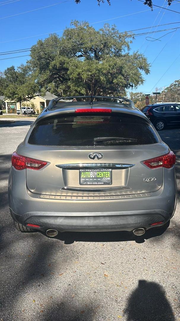 2014 INFINITI QX70 Base photo 10