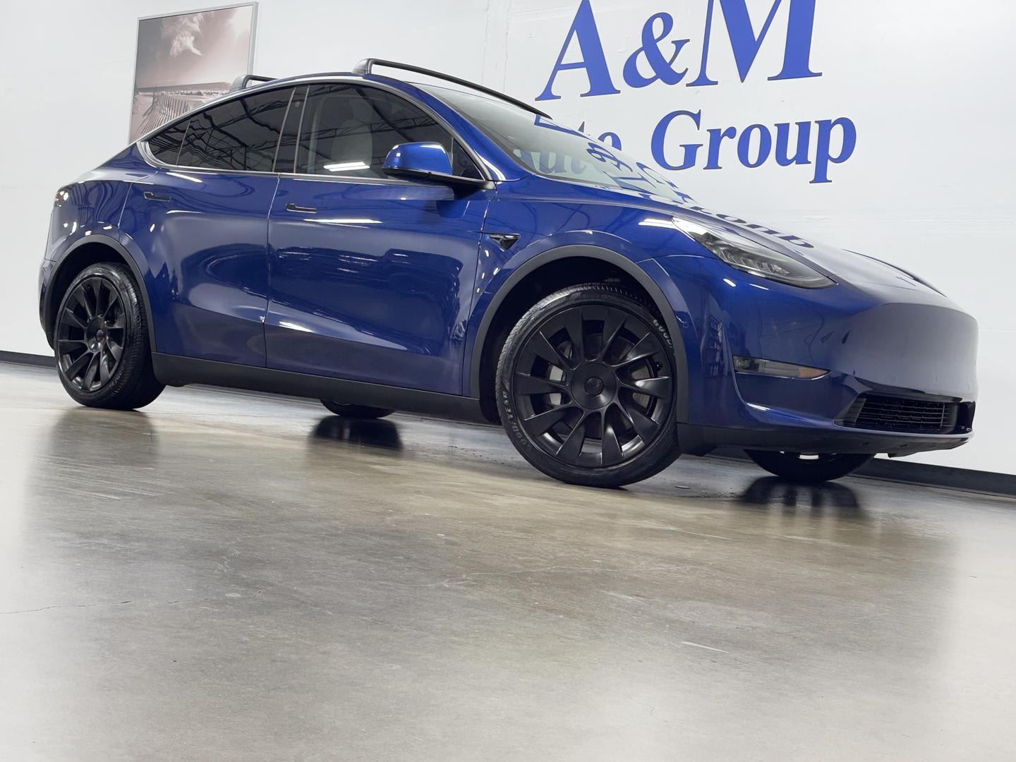 2021 Tesla Model Y Long Range photo 2