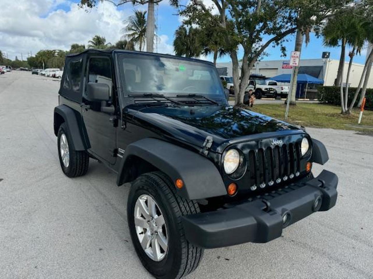 2011 Jeep Wrangler Sport photo 4