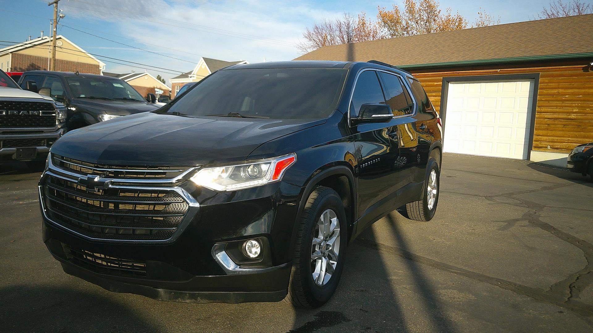 2020 Chevrolet Traverse 3LT photo 3