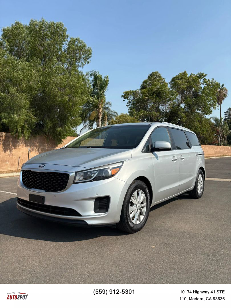2017 Kia Sedona LX