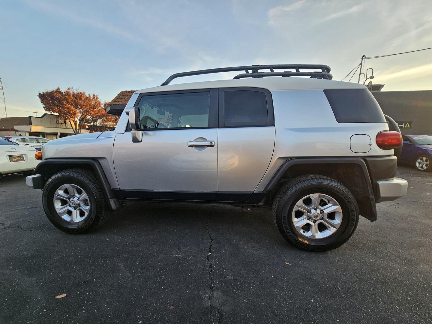 2007 Toyota FJ Cruiser Base photo 9