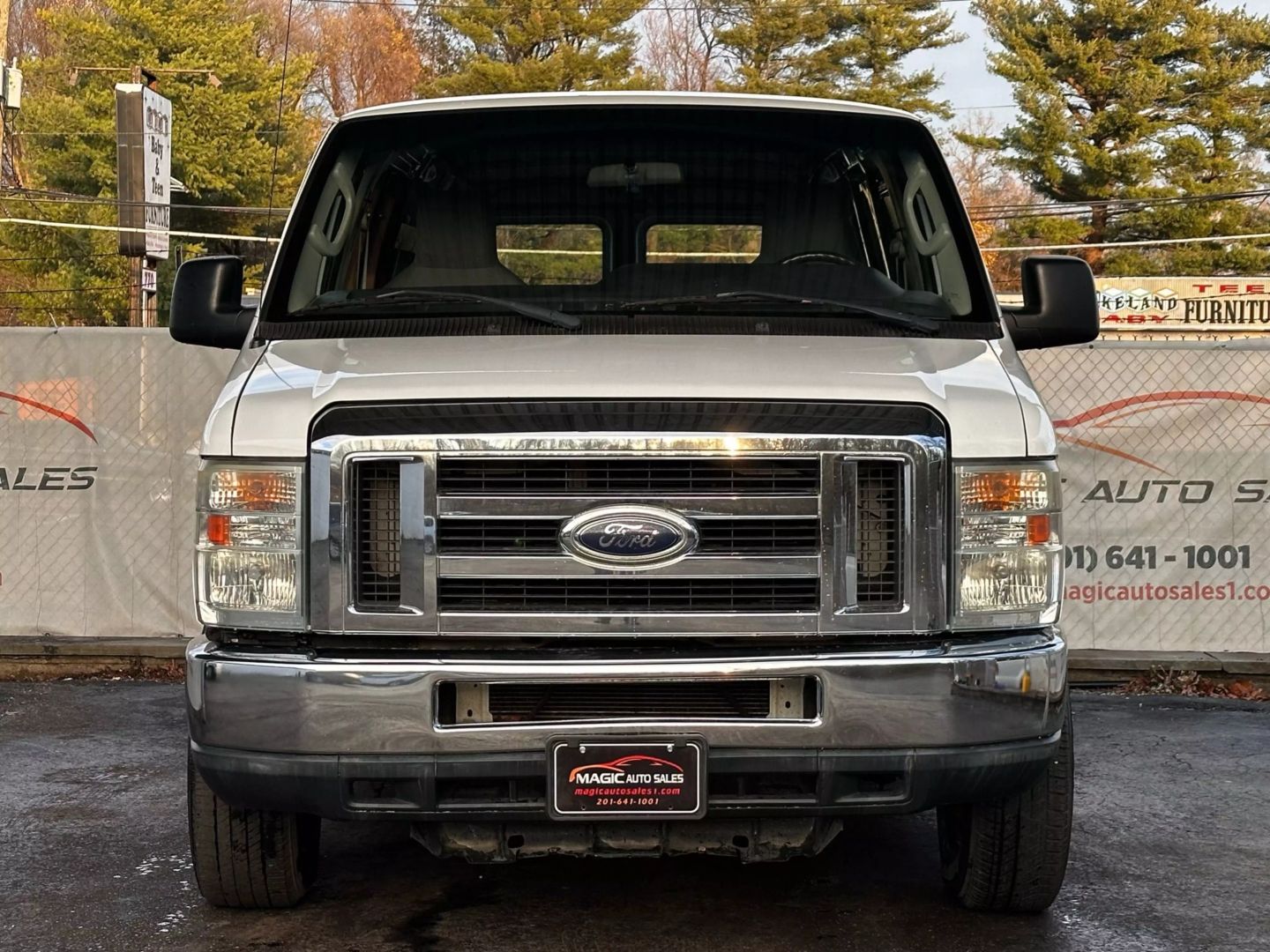 2013 Ford E250 Cargo - Image 5