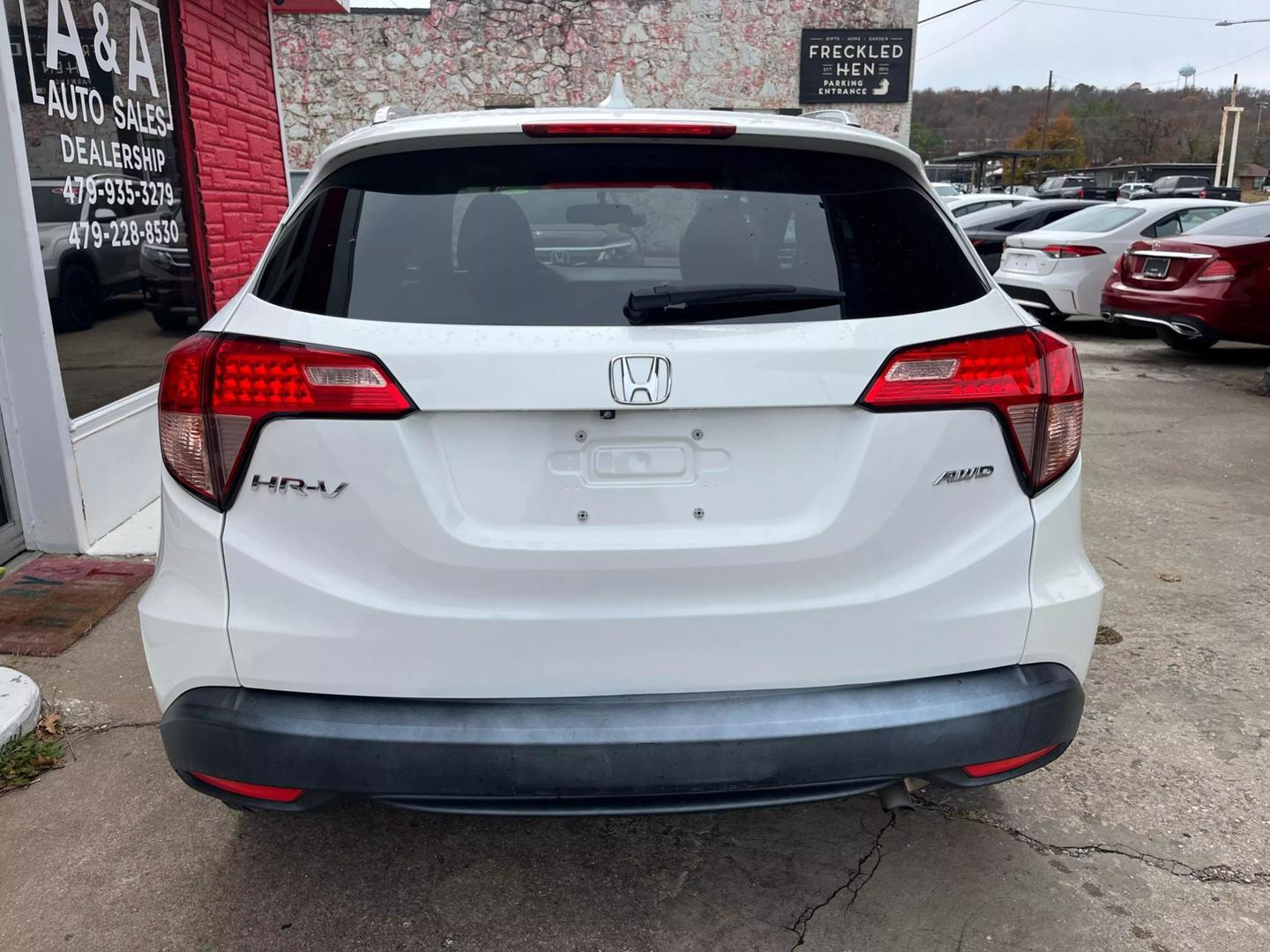 2016 Honda HR-V EX-L photo 4