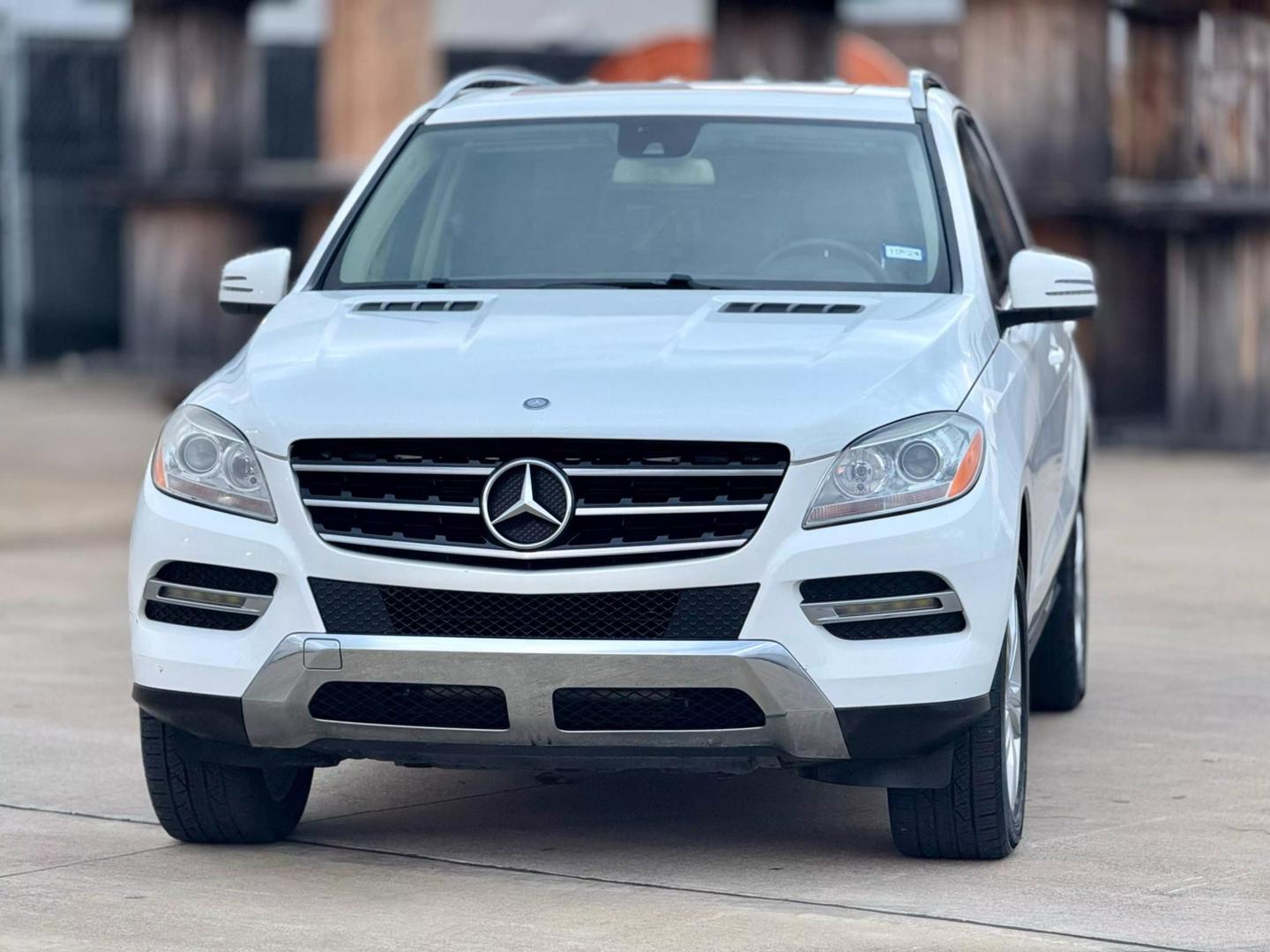 2015 Mercedes-Benz M-Class ML350 photo 2