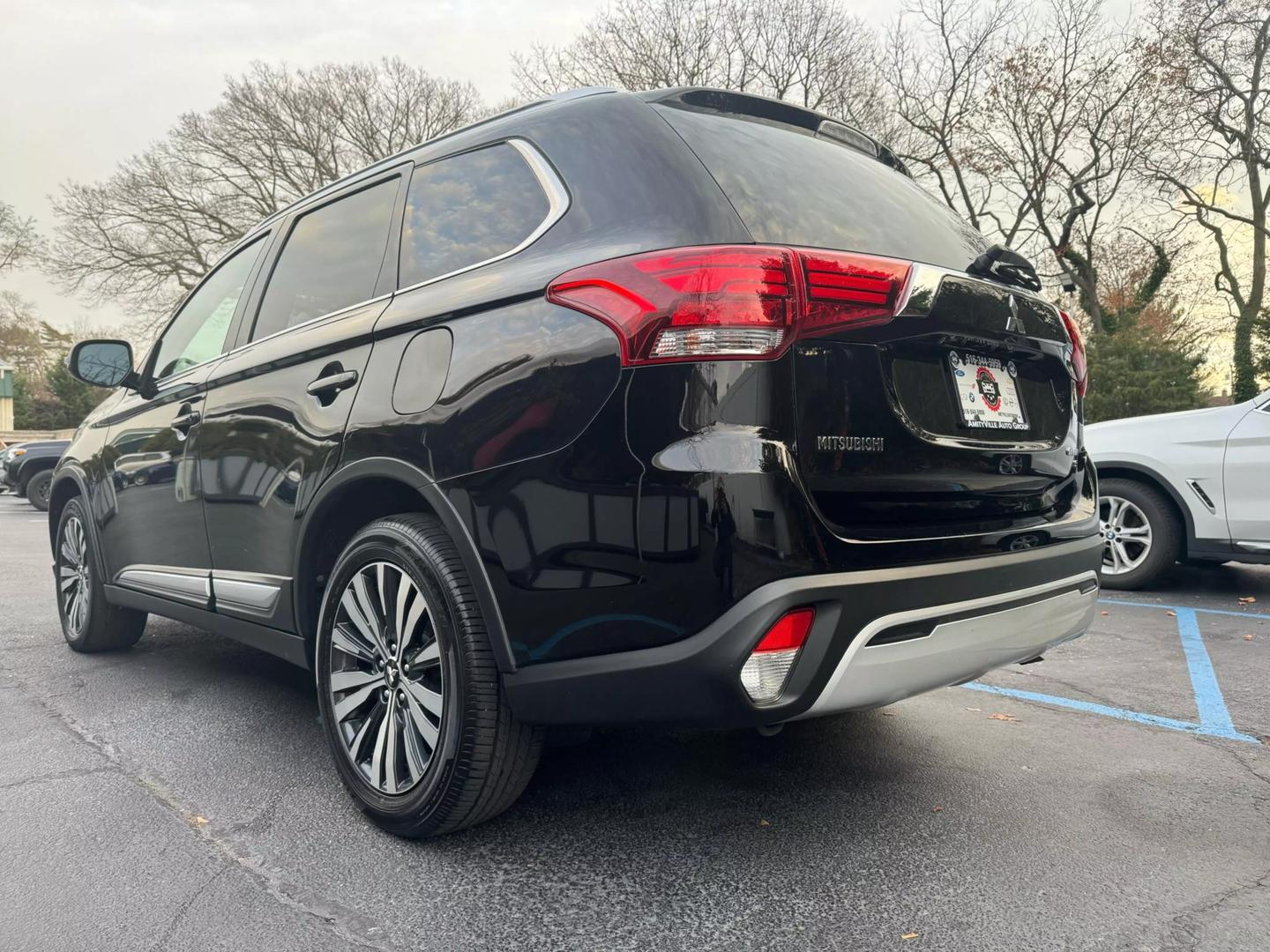 2019 Mitsubishi Outlander SEL photo 8