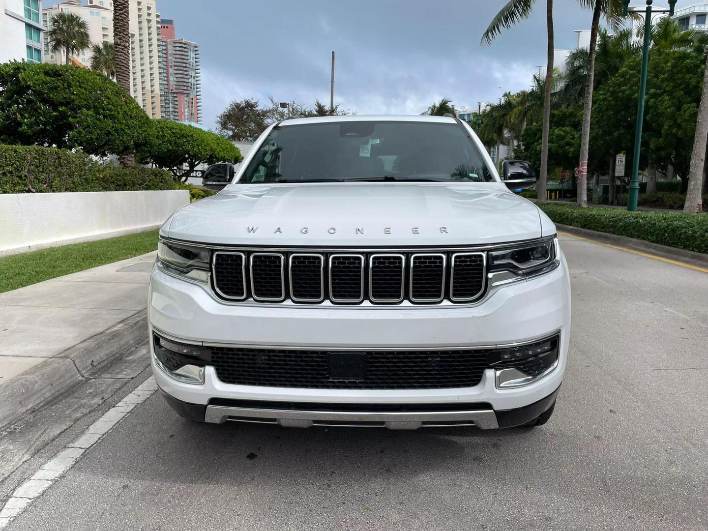 2024 Jeep Wagoneer Series III photo 2