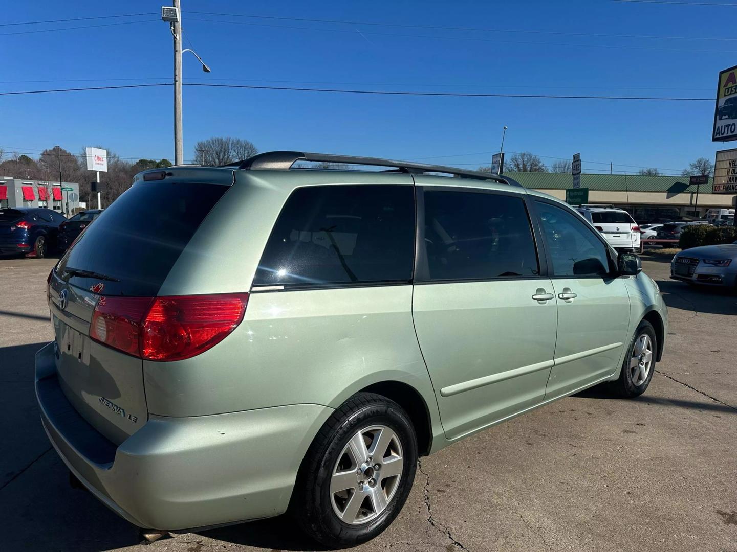 2008 Toyota Sienna CE photo 6