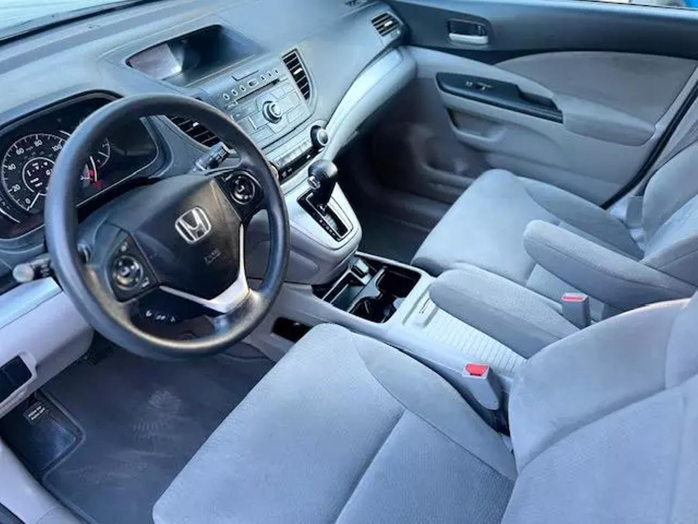 2015 Honda CR-V LX photo 5