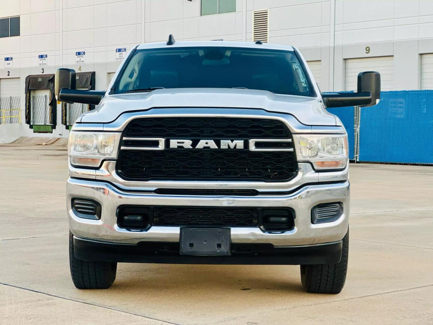 2019 RAM Ram 3500 Pickup Tradesman photo 2