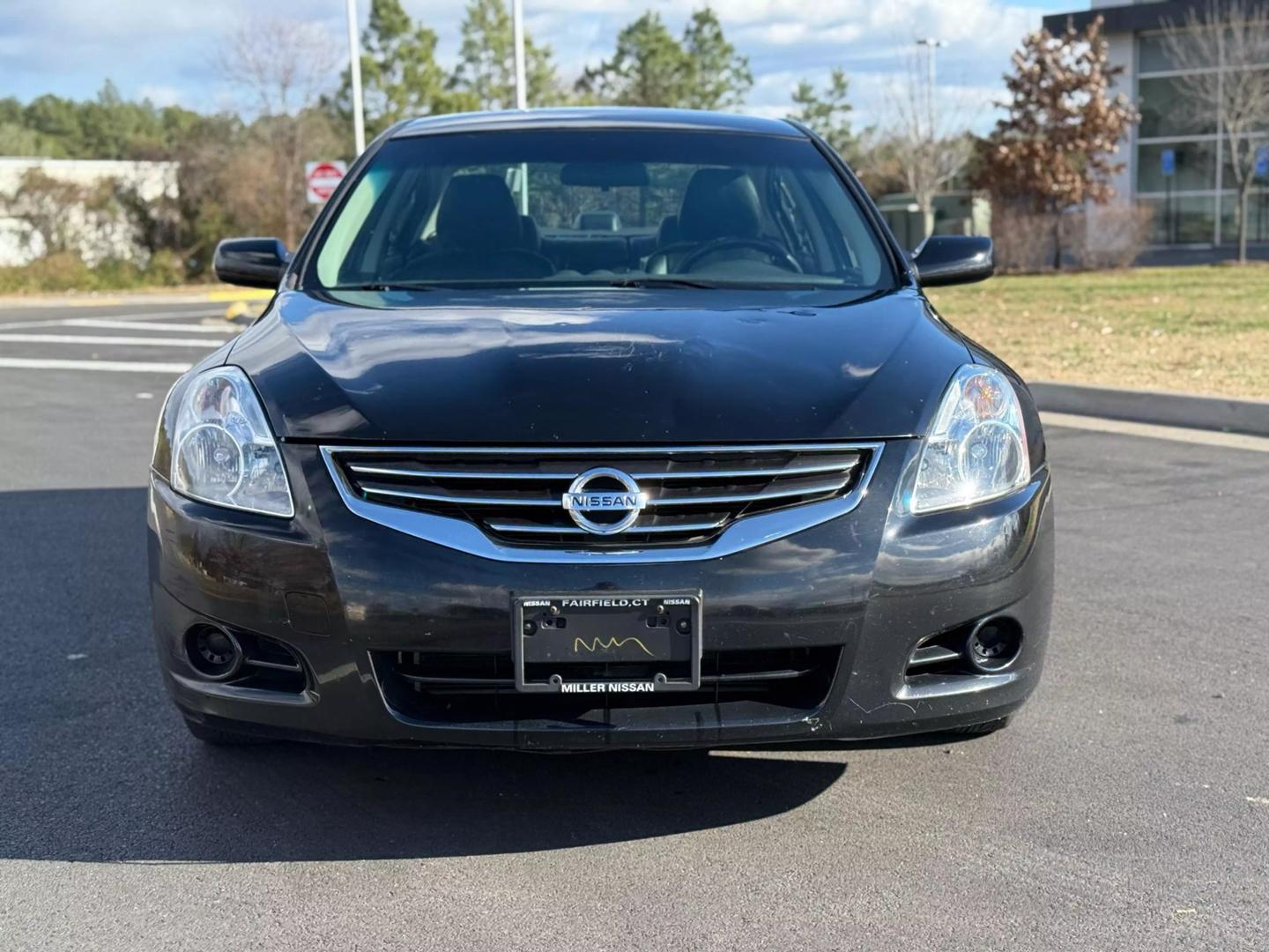 2010 Nissan Altima S photo 12