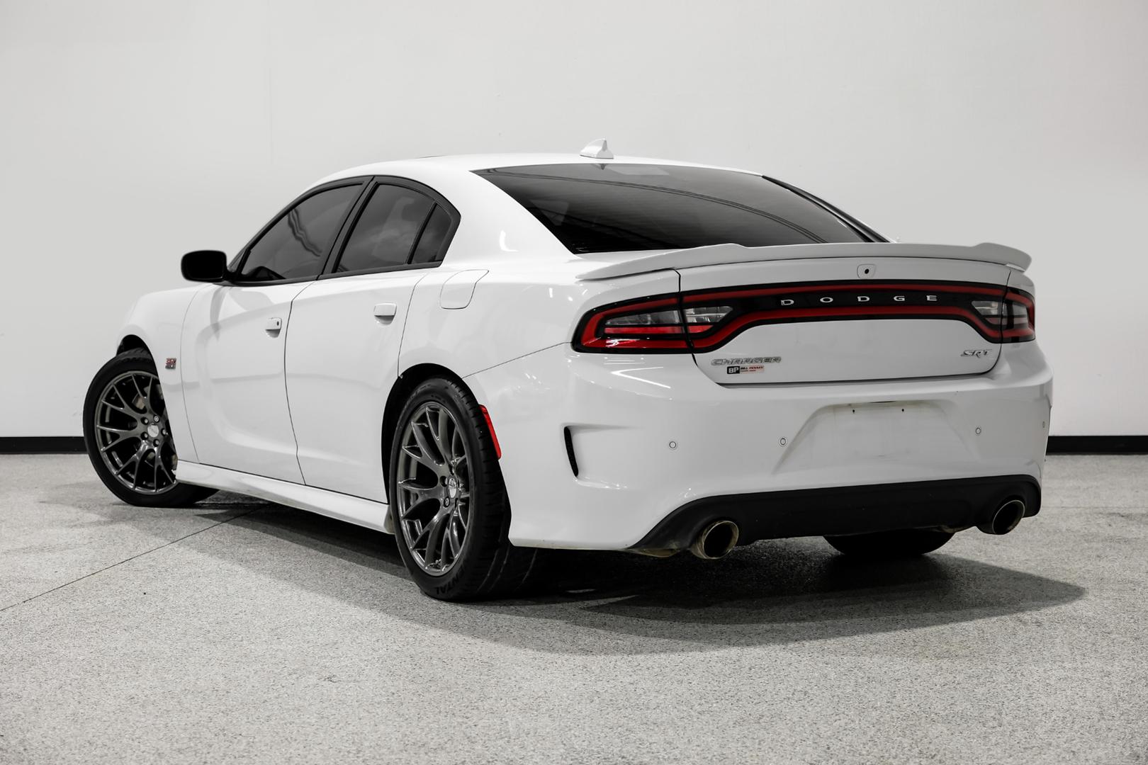 2016 Dodge Charger SRT 392 photo 8