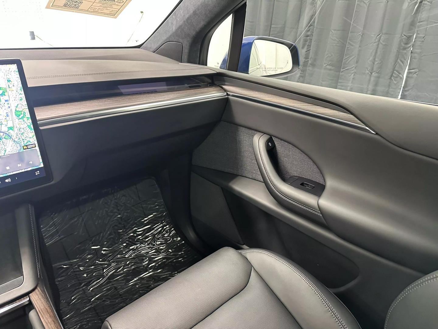 2023 Tesla Model X Long Range photo 24