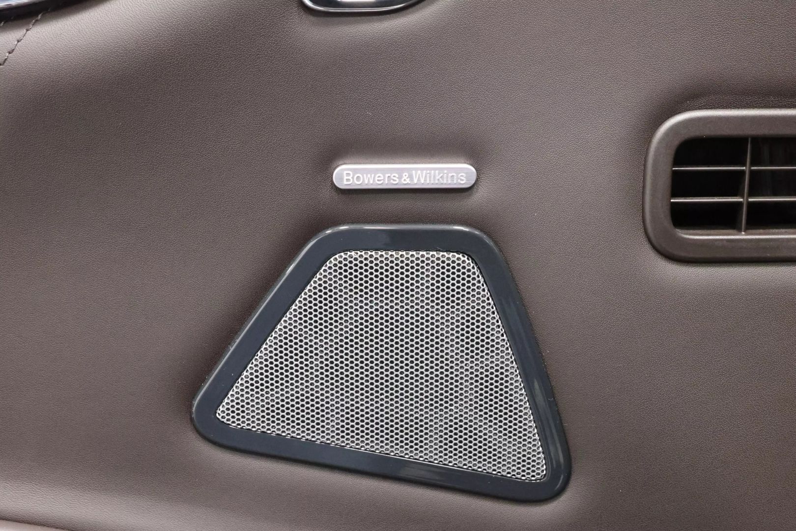 2020 Maserati Quattroporte - Image 12