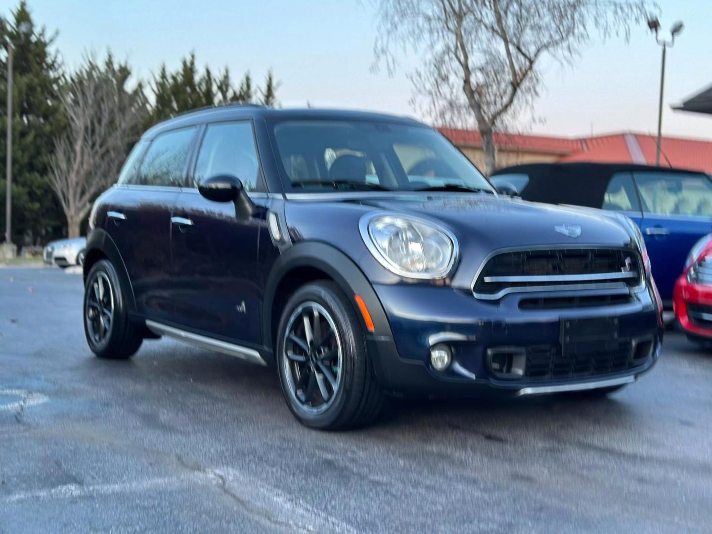 2015 MINI Countryman Countryman S photo 7