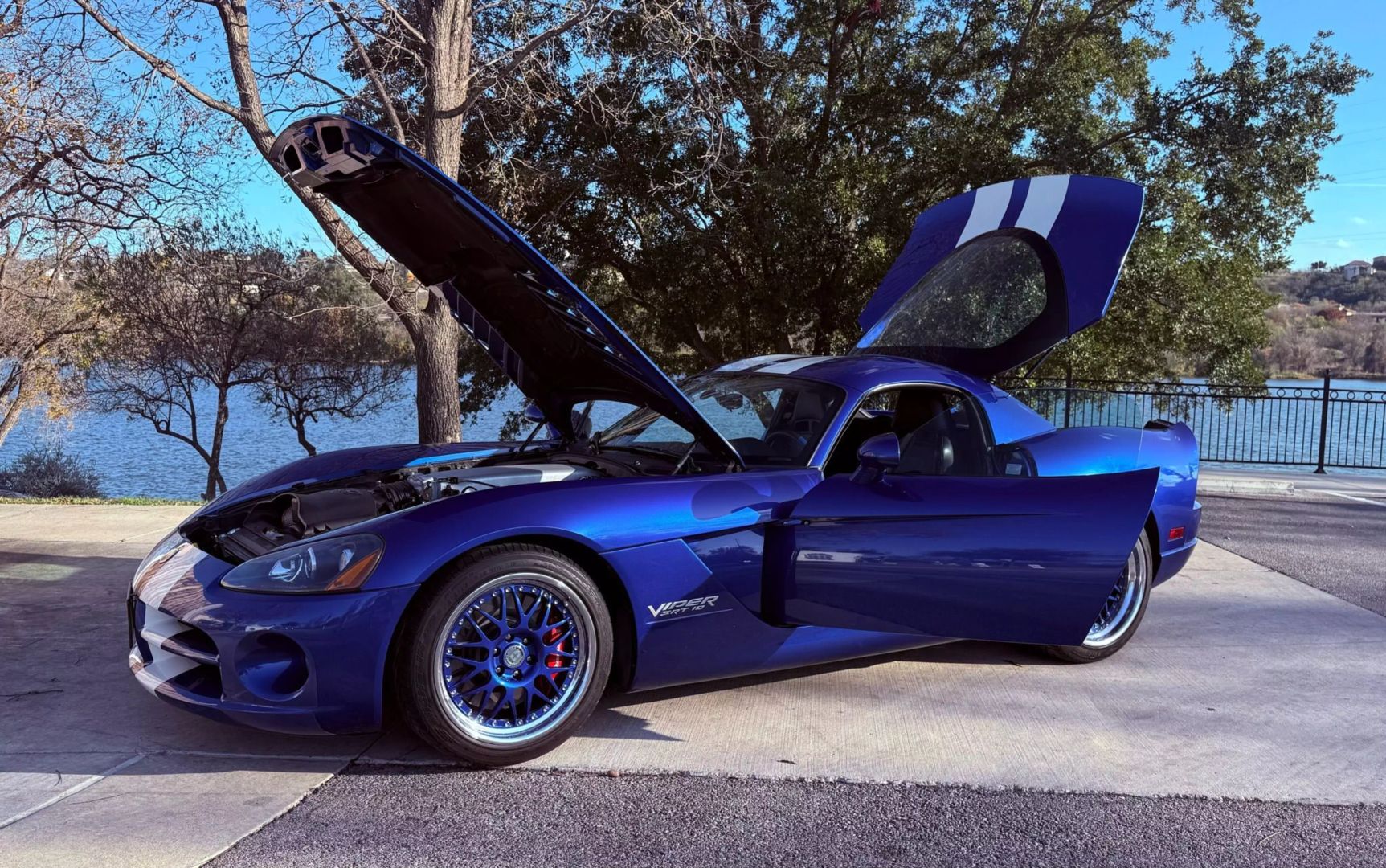2006 Dodge Viper - Image 30