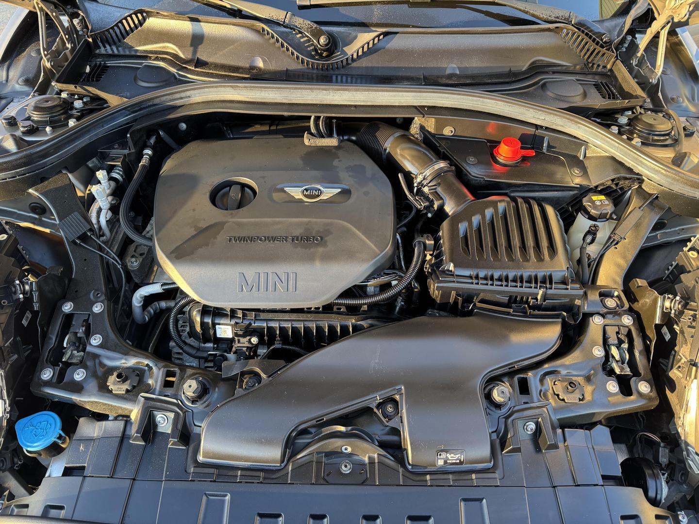 2017 MINI Clubman Base photo 27