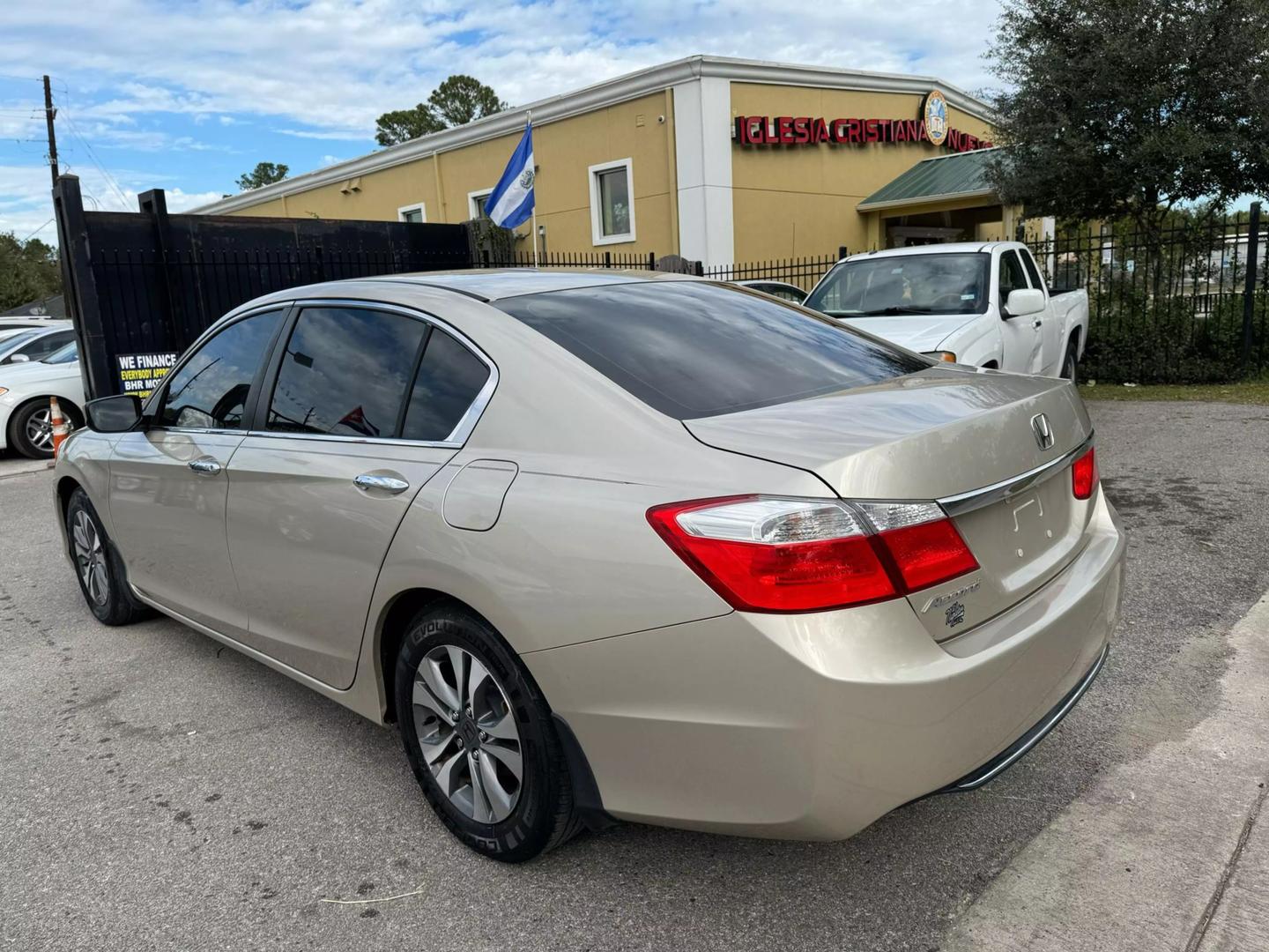 2013 Honda Accord LX photo 9