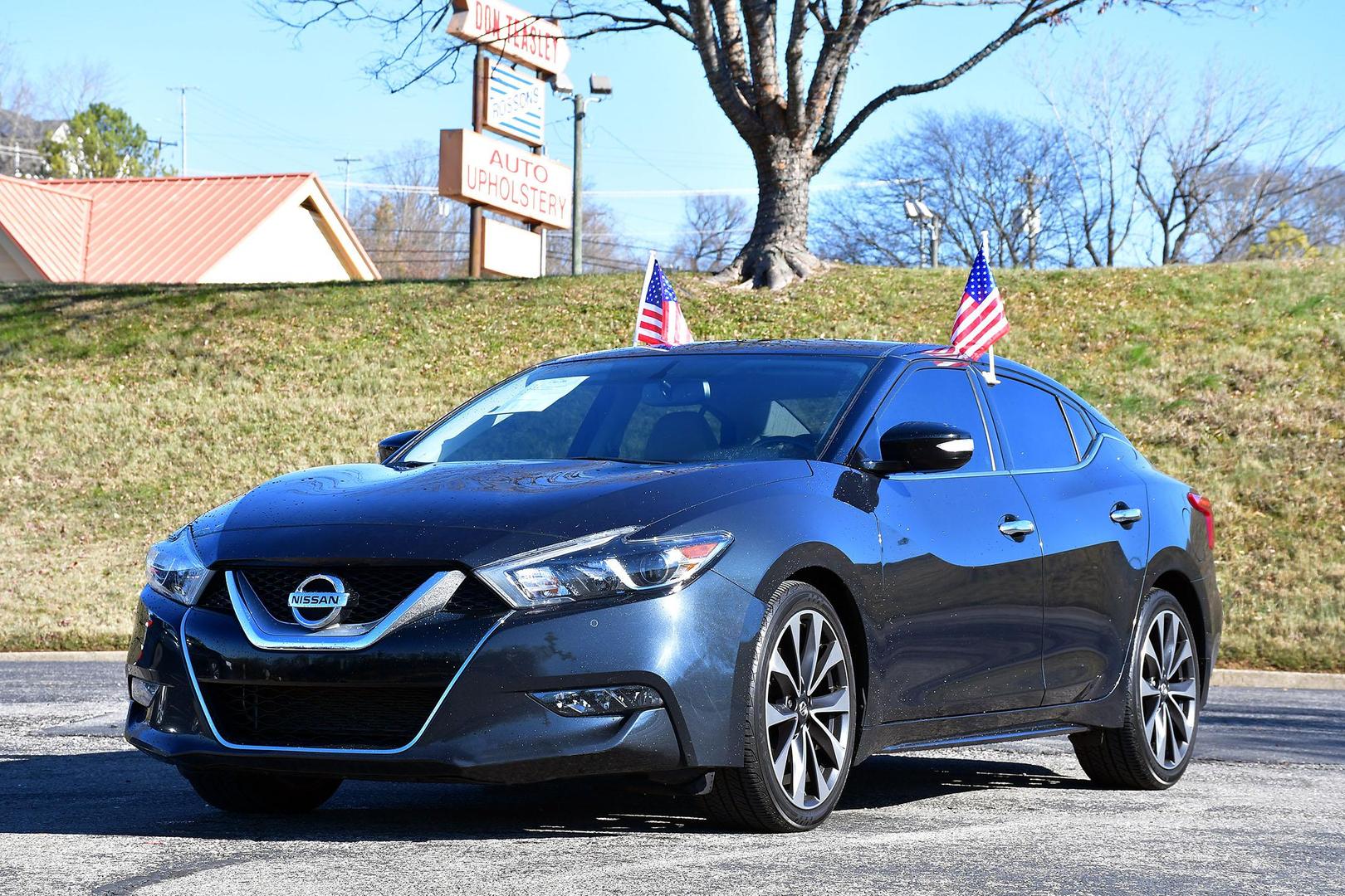 2016 Nissan Maxima SR photo 6