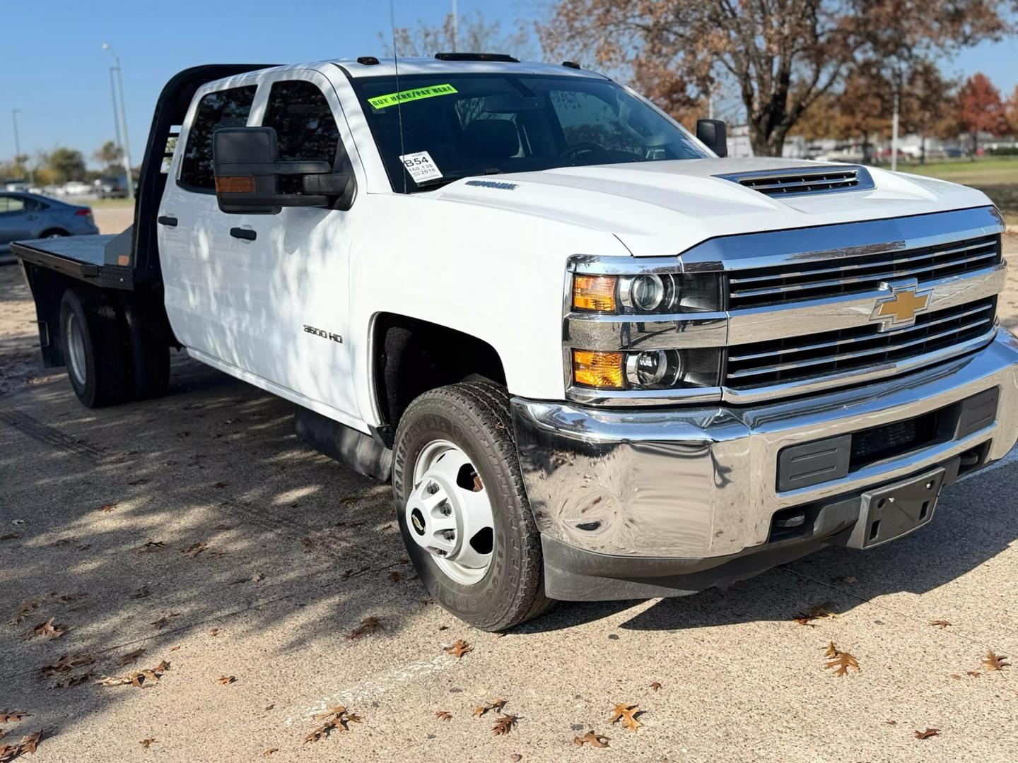 2018 Chevrolet Silverado 3500 Chassis Cab Work Truck photo 3