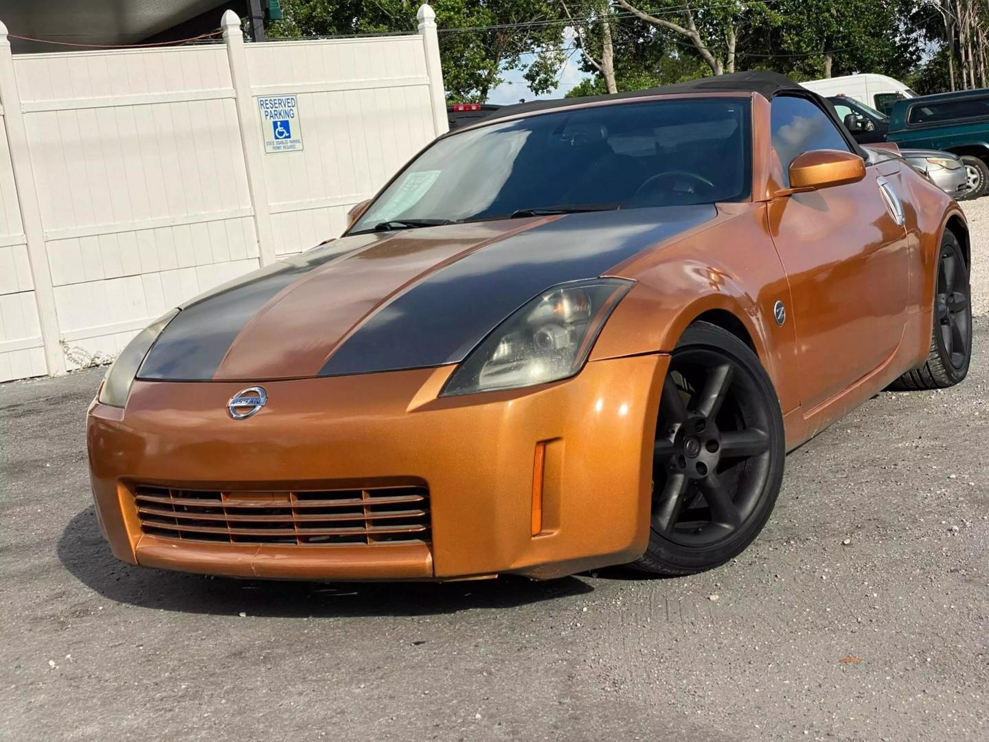 2004 Nissan 350Z Roadster Touring photo 7