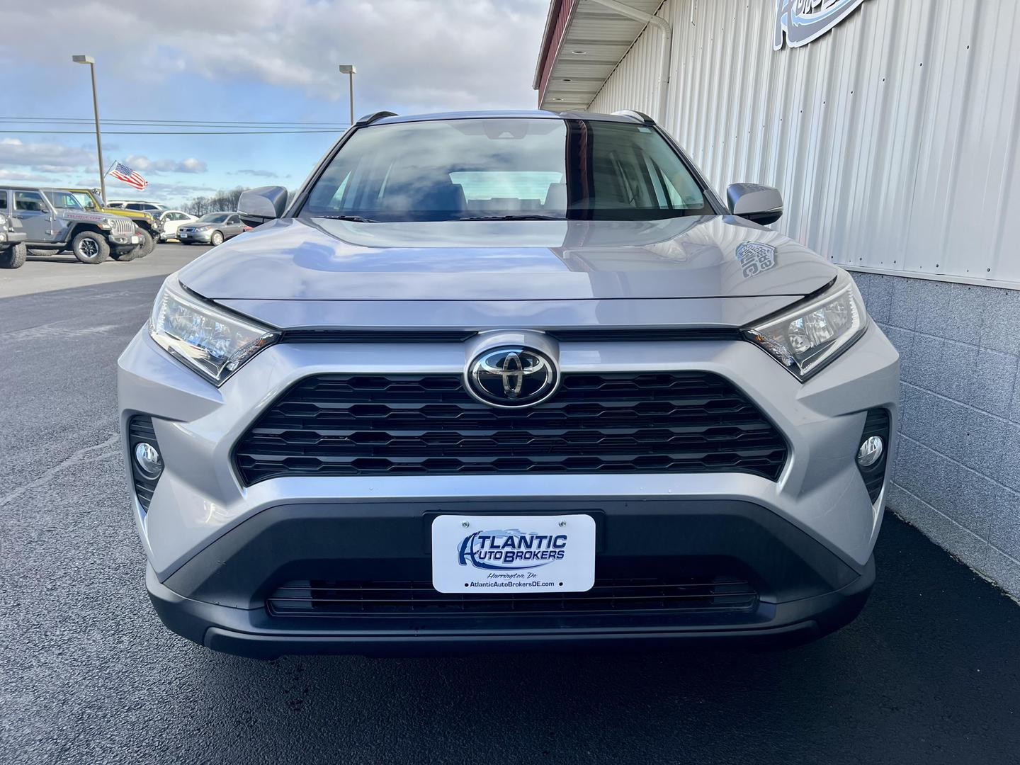 2021 Toyota RAV4 XLE photo 7